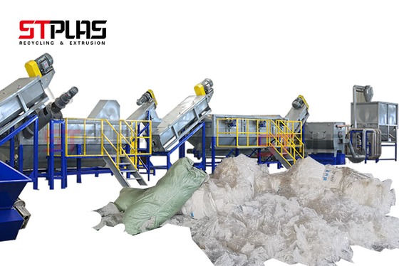 Plástico modificado para requisitos particulares color de la lavadora de la película plástica pequeño que recicla 60m m
