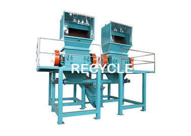 La máquina plástica reciclada de la trituradora de la botella del ANIMAL DOMÉSTICO con 500-1000kg/h fácil actúa